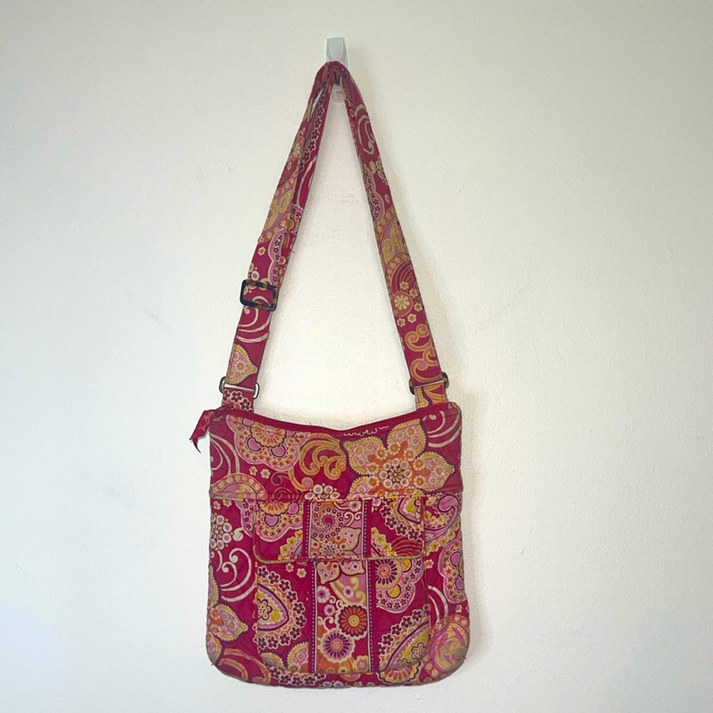 Vera Bradley Purse Raspberry Fizz Print Adjustable Strap Shoulder or Crossbody